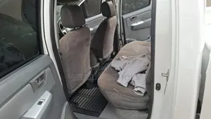 Toyota Hilux 2014 White