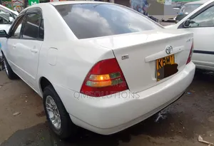 Toyota Corolla 2004 White