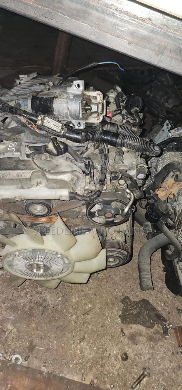 L8 Mazda Bongo Complete Engine With Gearbox - thumbnail 3