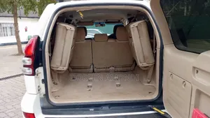 Toyota Land Cruiser Prado 2004 White