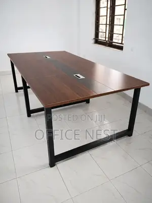 Executive Office Meeting Chair