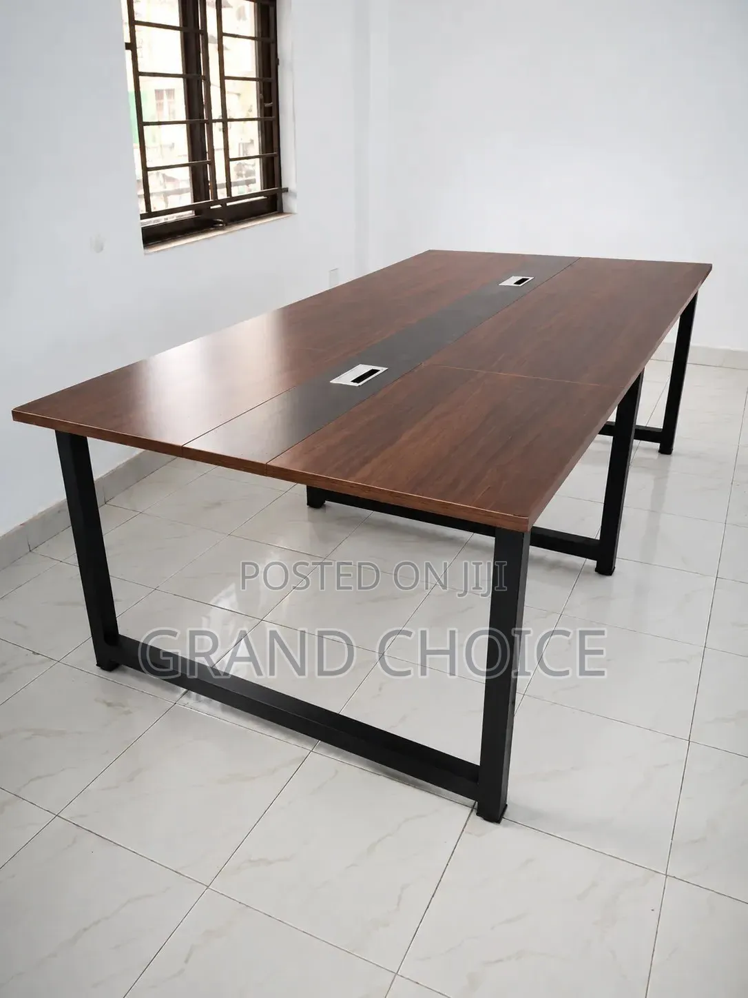 Executive Office Meeting Chair
