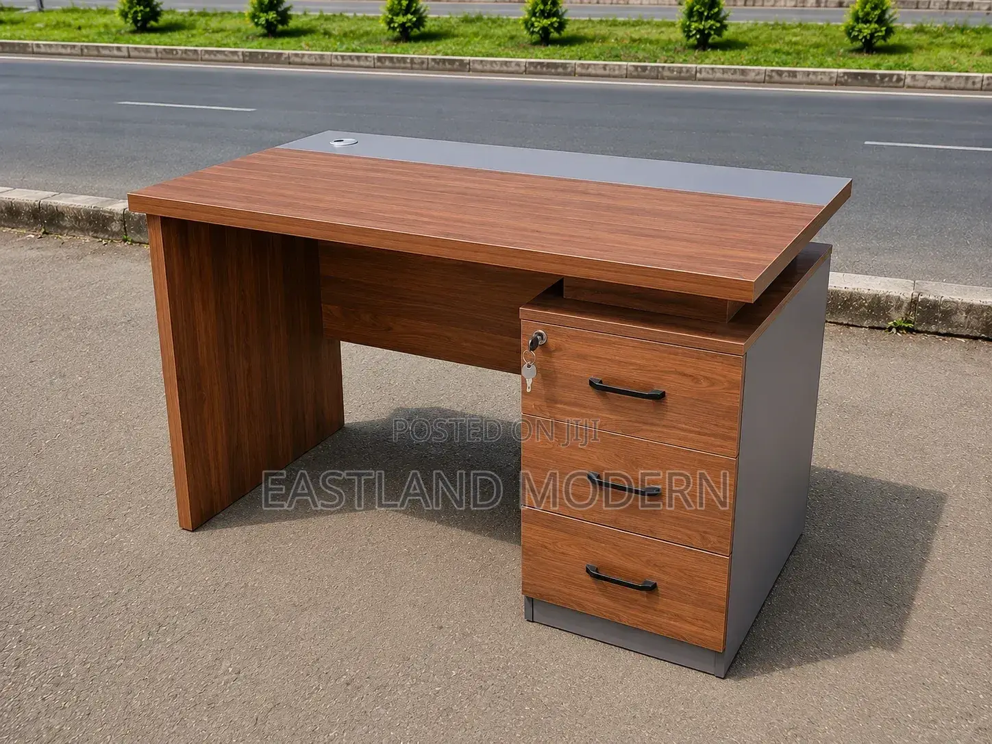 Modern Office Desk With Modern Storage Lockable Drawer