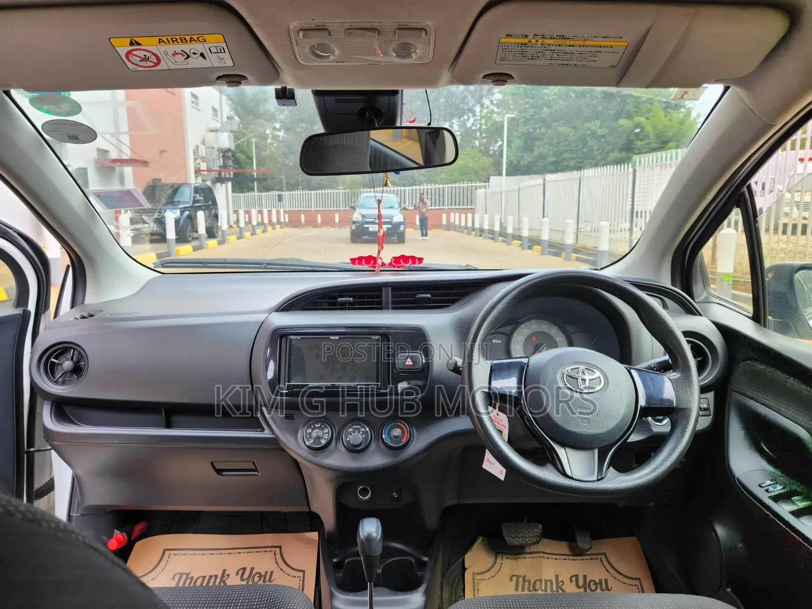 Toyota Vitz 2018 Pearl