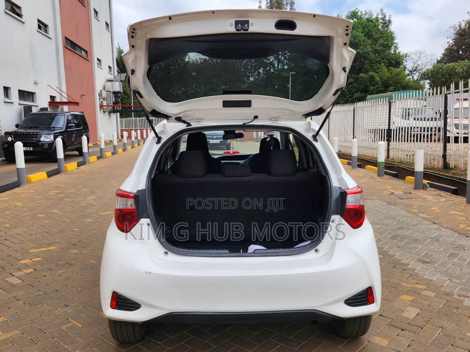 Toyota Vitz 2018 Pearl