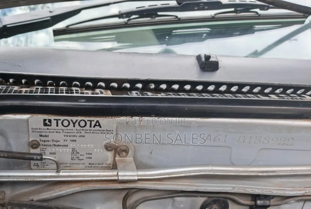 Toyota Celica 1985 Silver