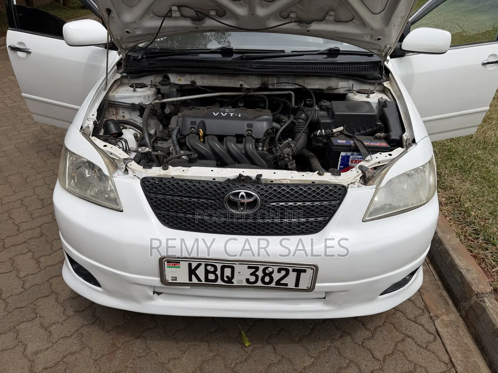 Toyota Corolla RunX 2004 White