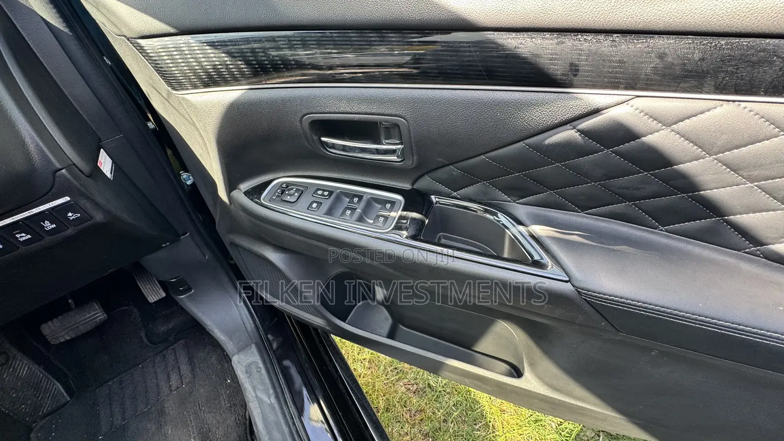 Mitsubishi Outlander 2020 Brown