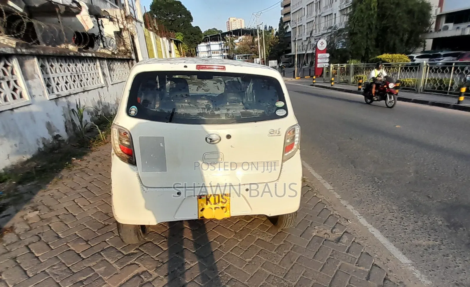 Daihatsu Mira 2017 White