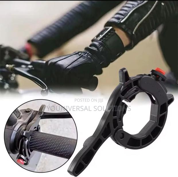 Motorcycle Throttle Cruise Conttol Lock - main view