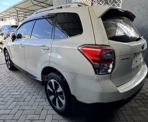 Subaru Forester 2018 White