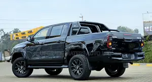 Toyota Hilux 2022 Black