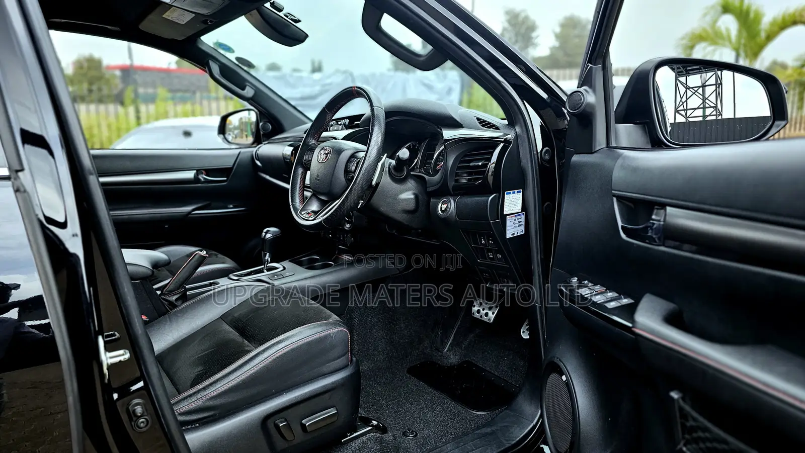 Toyota Hilux 2022 Black