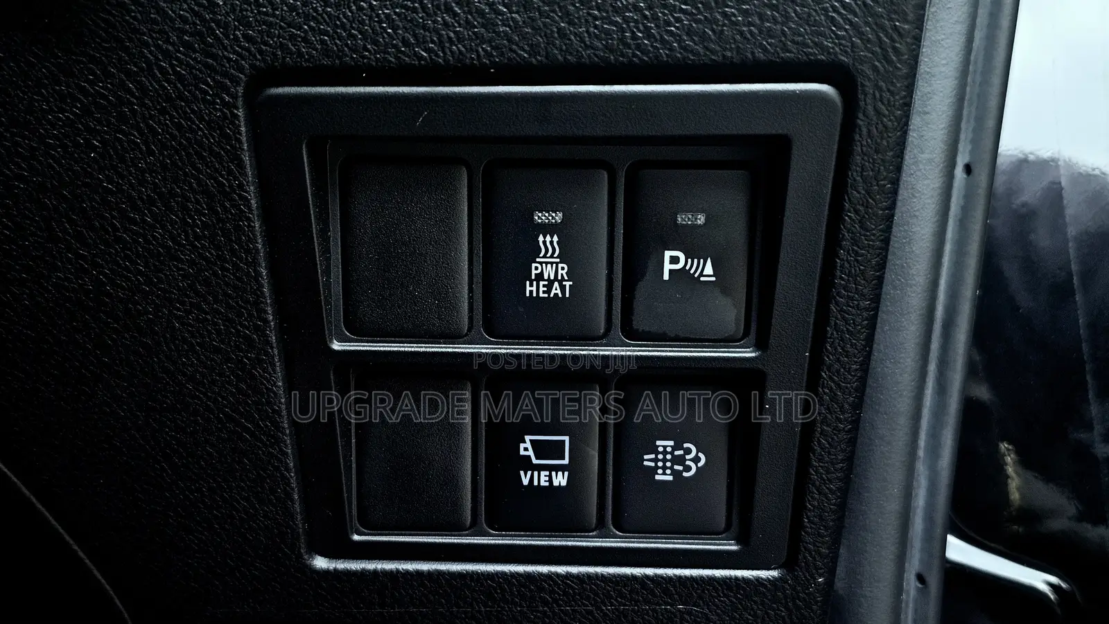 Toyota Hilux 2022 Black