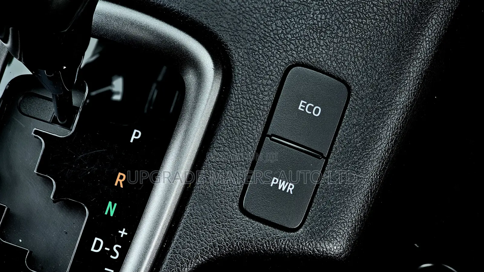Toyota Hilux 2022 Black