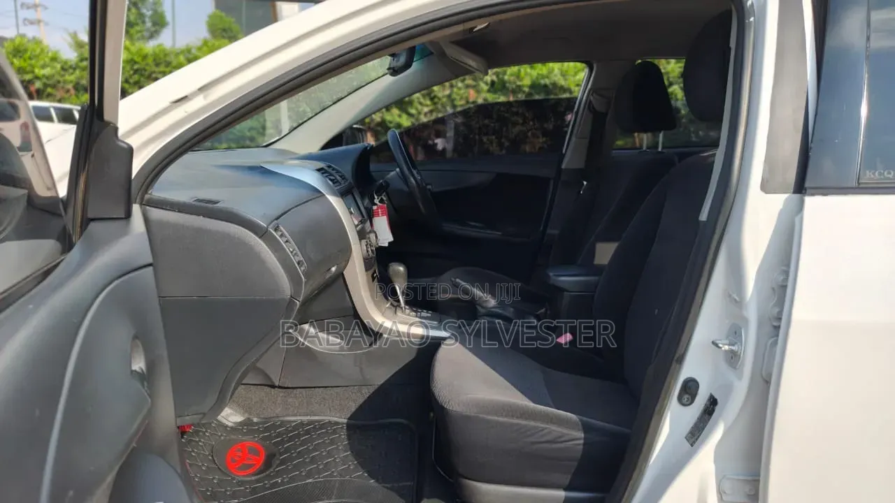 Toyota Corolla Fielder 2011 White
