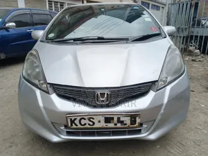 Honda Fit 2013 Silver