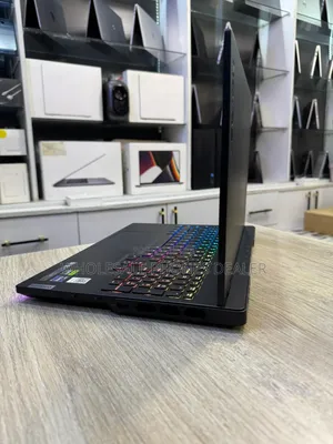 Laptop Lenovo Legion Pro 7 32GB Nvidia SSHD+SSD 1T