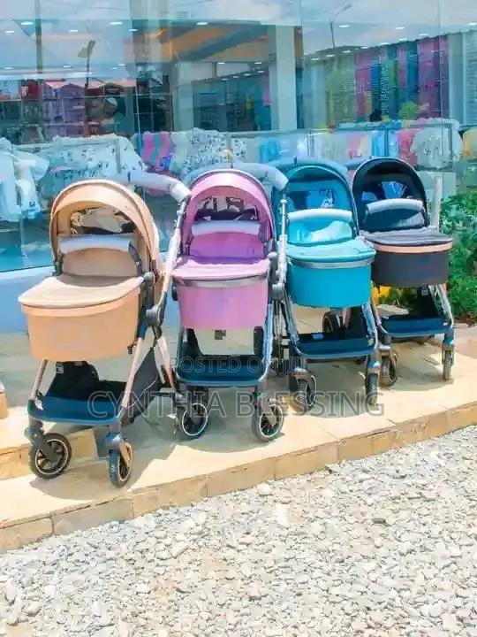 Baby Stroller With Reversible Seat Design - thumbnail 2