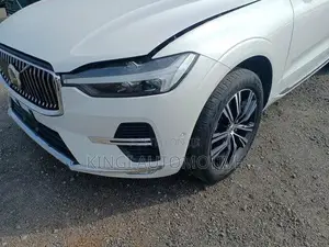 Volvo XC60 2020 White