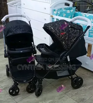Baby Stroller With Reversible Seat Design