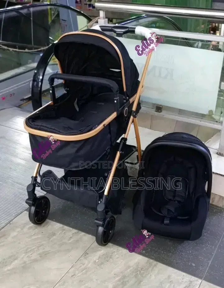 Baby Stroller With Reversible Seat Design