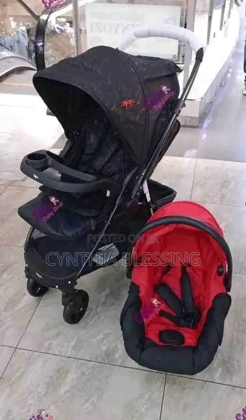Baby Stroller With Reversible Seat Design