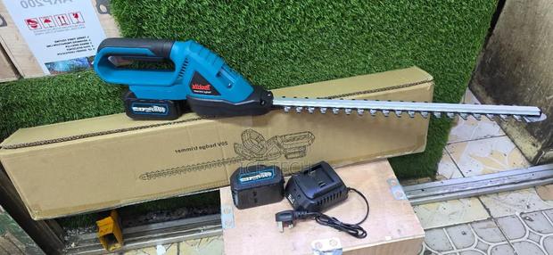 Makita Cordless Hedge Trimmer/198v Rechargeable Hedge Trimmer