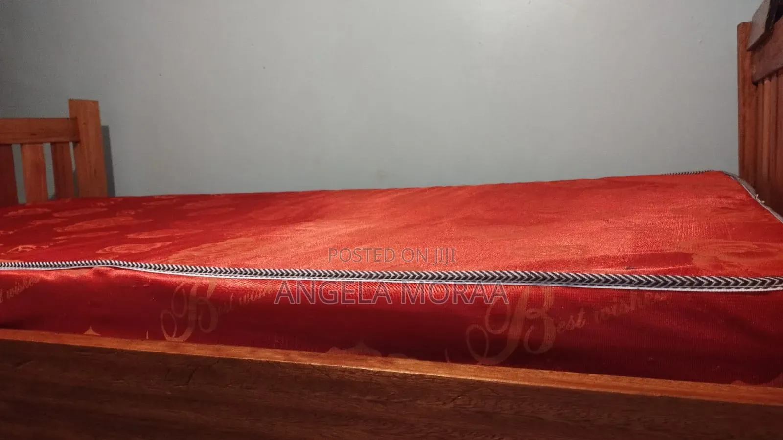 1 Bed and 2 Mattresses