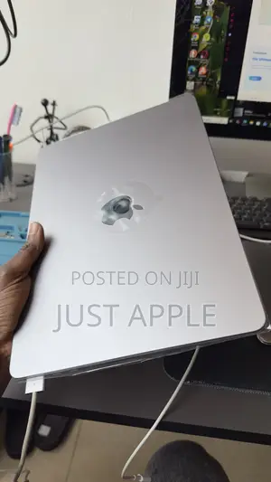Laptop Apple MacBook Air 8GB Apple M2 SSD 256GB