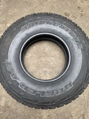 225 /95 R16 Bridgestone (All Terrain) Japan