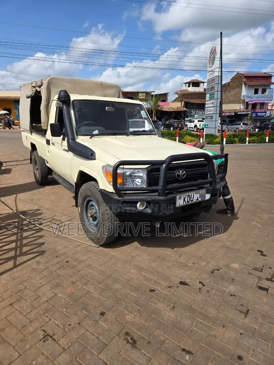 Toyota Land Cruiser 2011 Beige