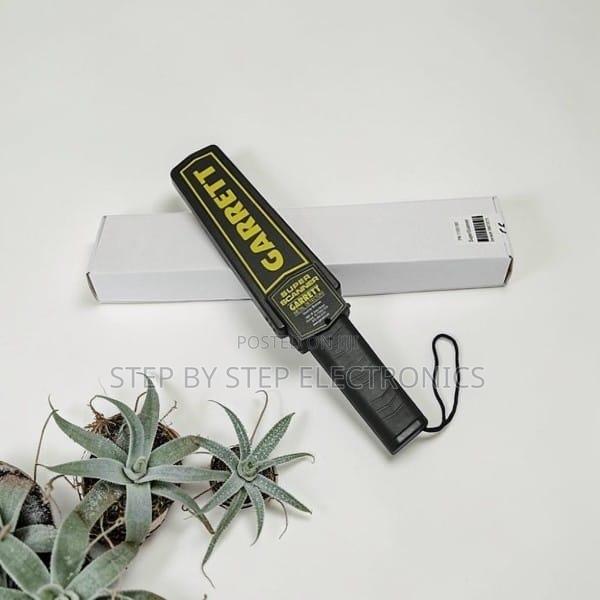 Durable Build Garret Super Scanner Hand-Held Metal Detector Scanner