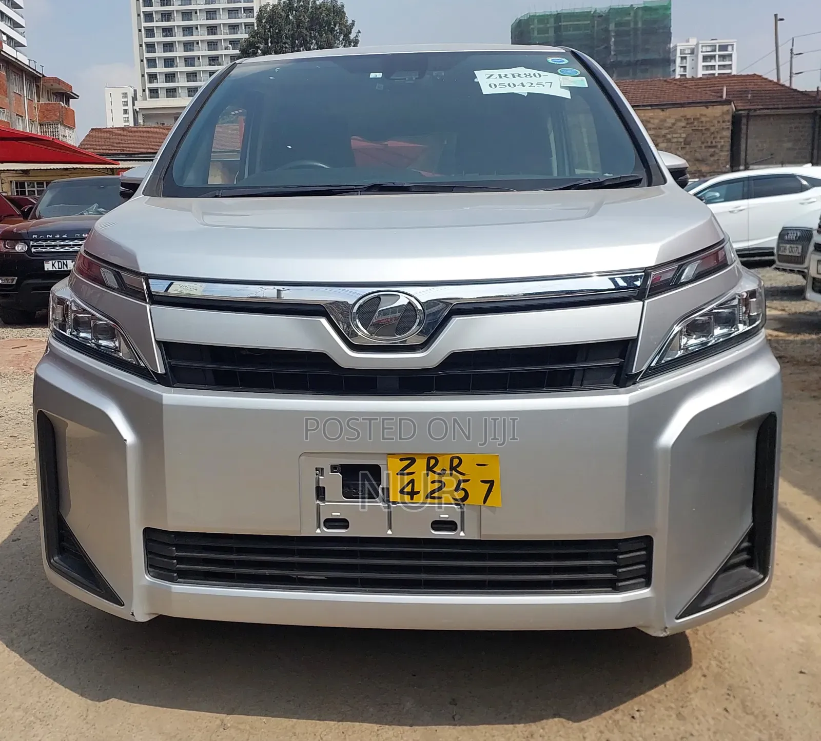 Toyota Voxy 2019 Silver