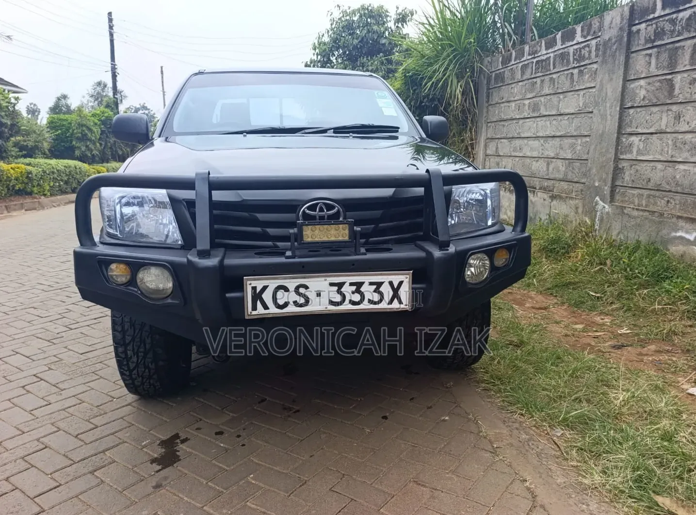 Toyota Hilux 2013 Black