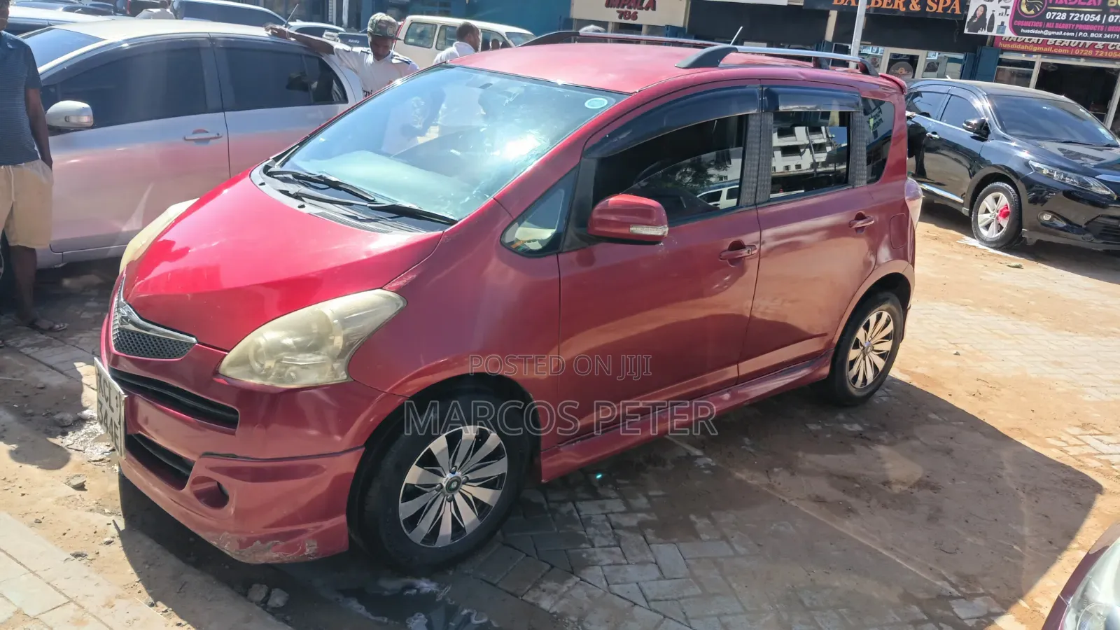Toyota Ractis 2012 Red