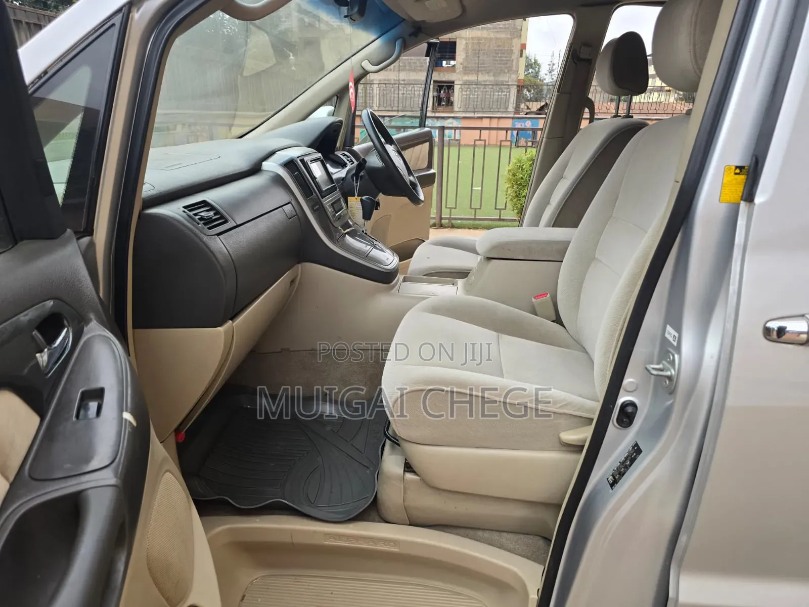 Toyota Alphard 2007 Silver