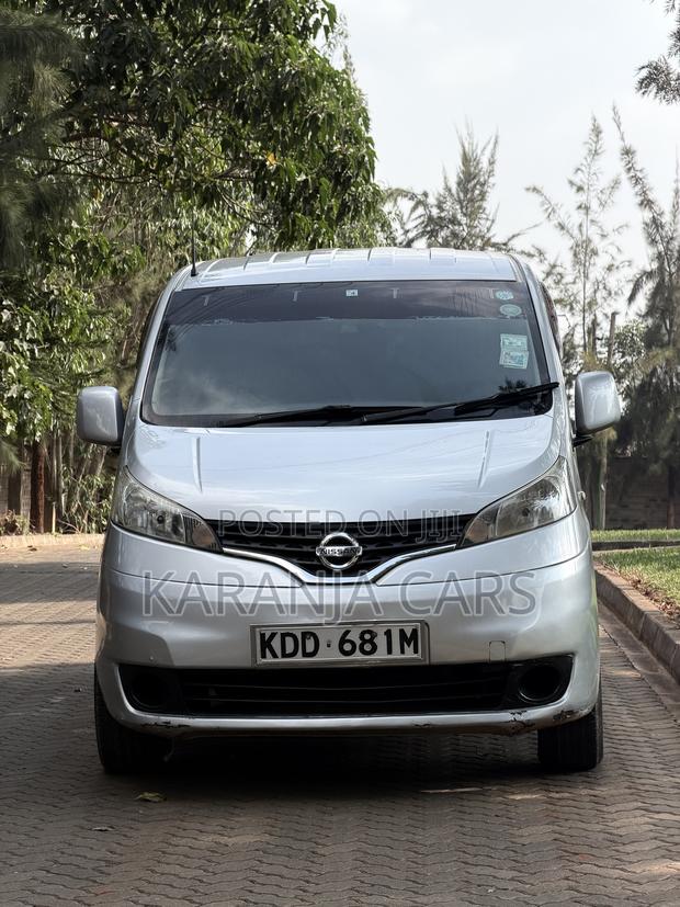 Nissan NV200 2014 Silver