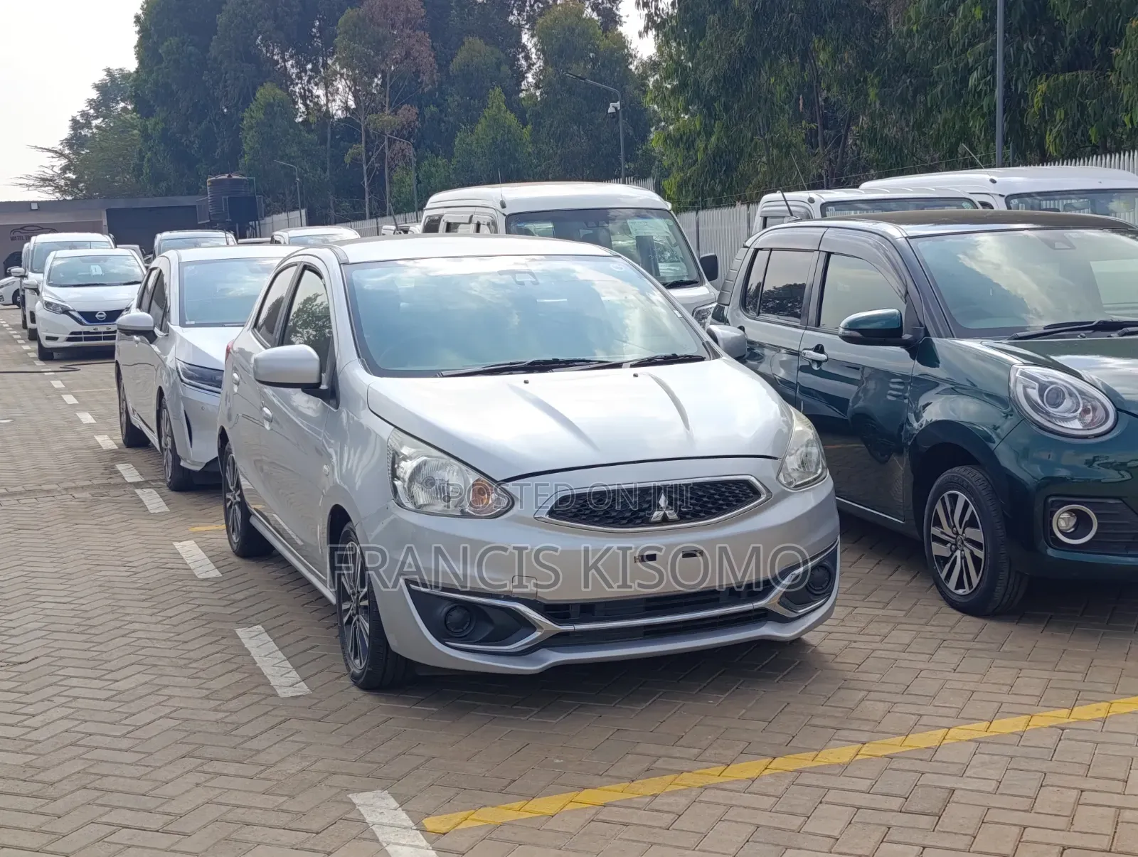 Mitsubishi Mirage 2017 Silver