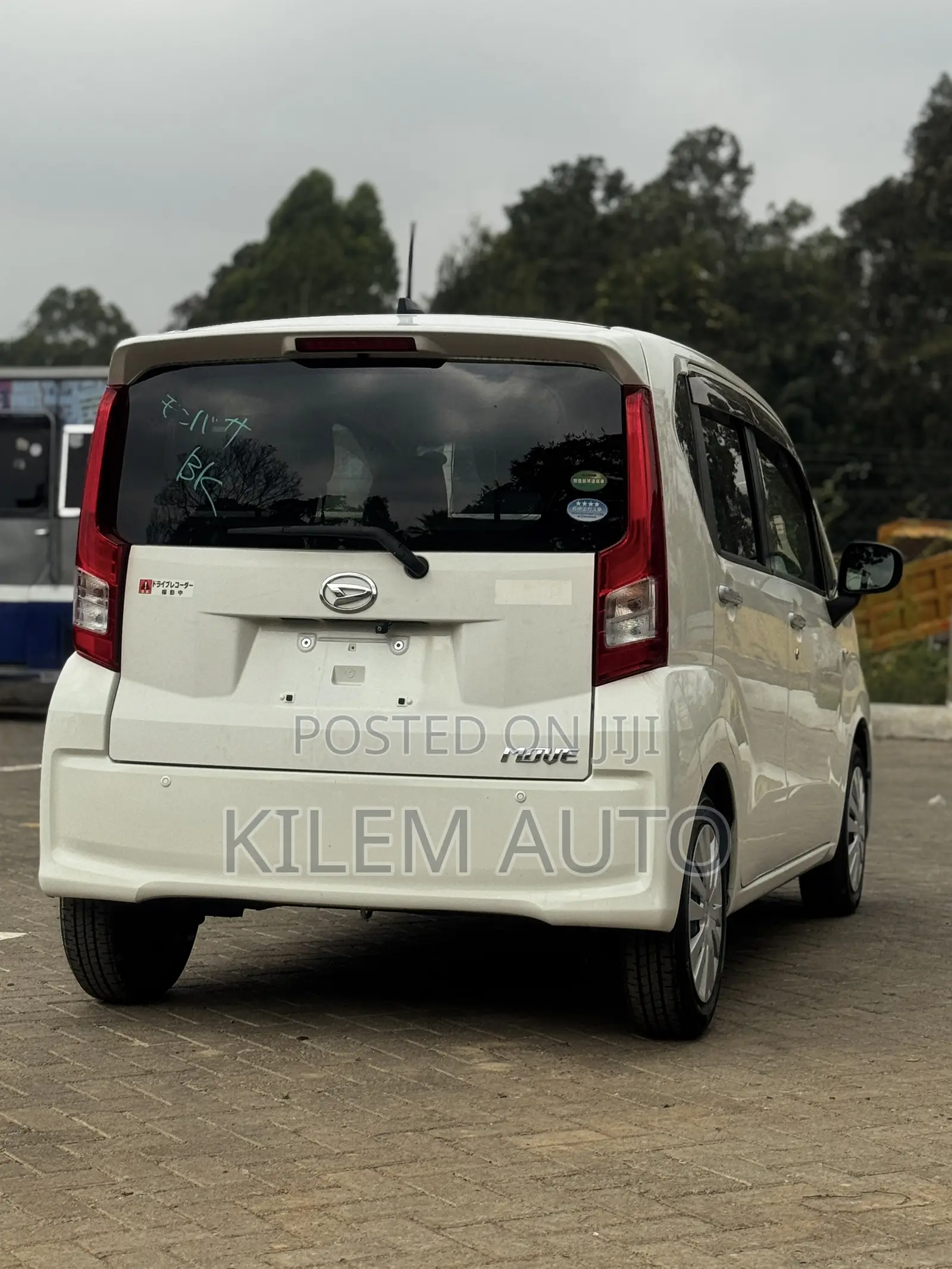 Daihatsu Move 2020 White