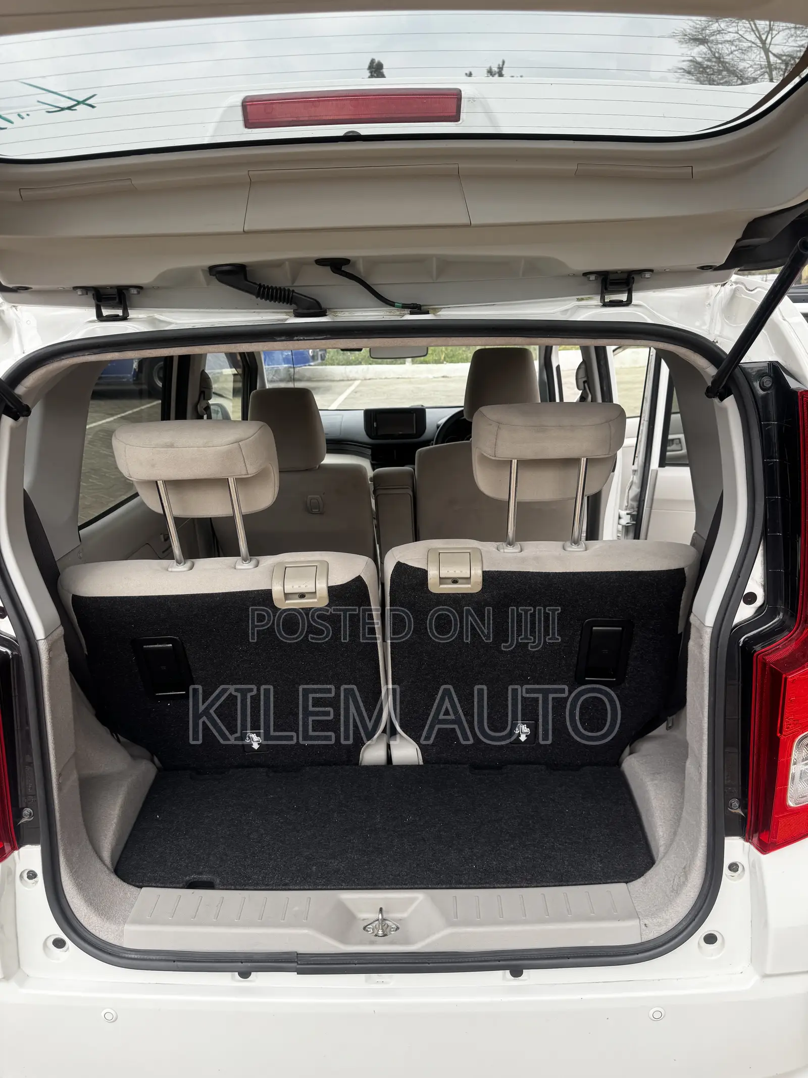 Daihatsu Move 2020 White