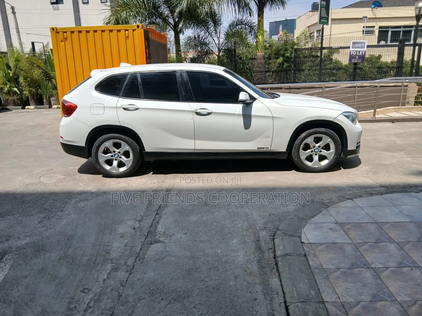 BMW X1 sDrive28i 4dr SUV (2.0L 4cyl Turbo 8A) 2015 White