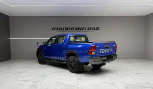 Toyota Hilux 2019 Blue