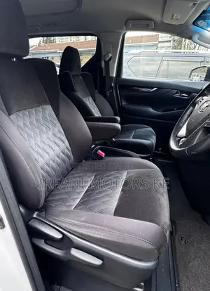 Toyota Alphard 2.5 Petrol FWD 2020 White