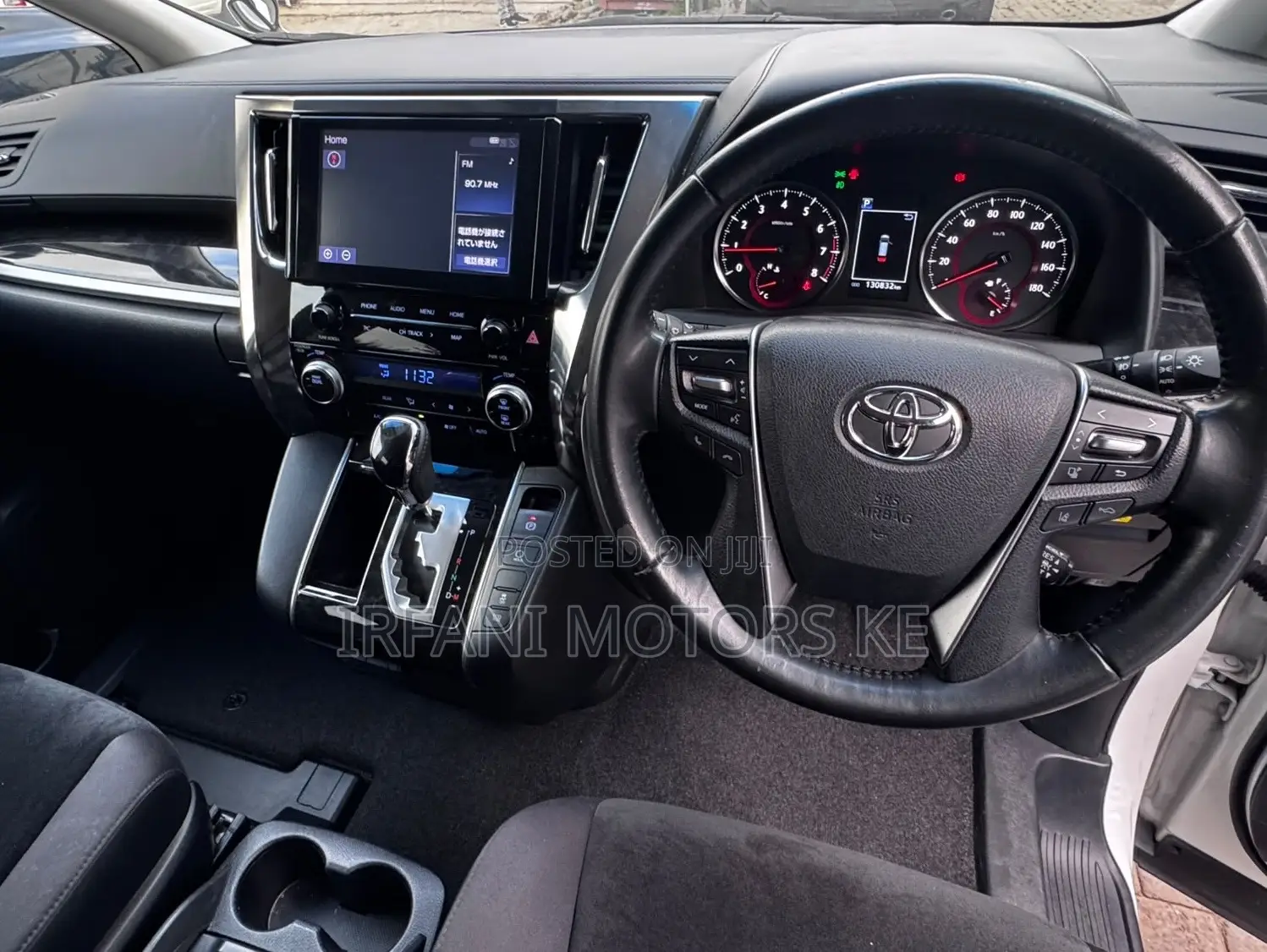 Toyota Alphard 2.5 Petrol FWD 2020 White