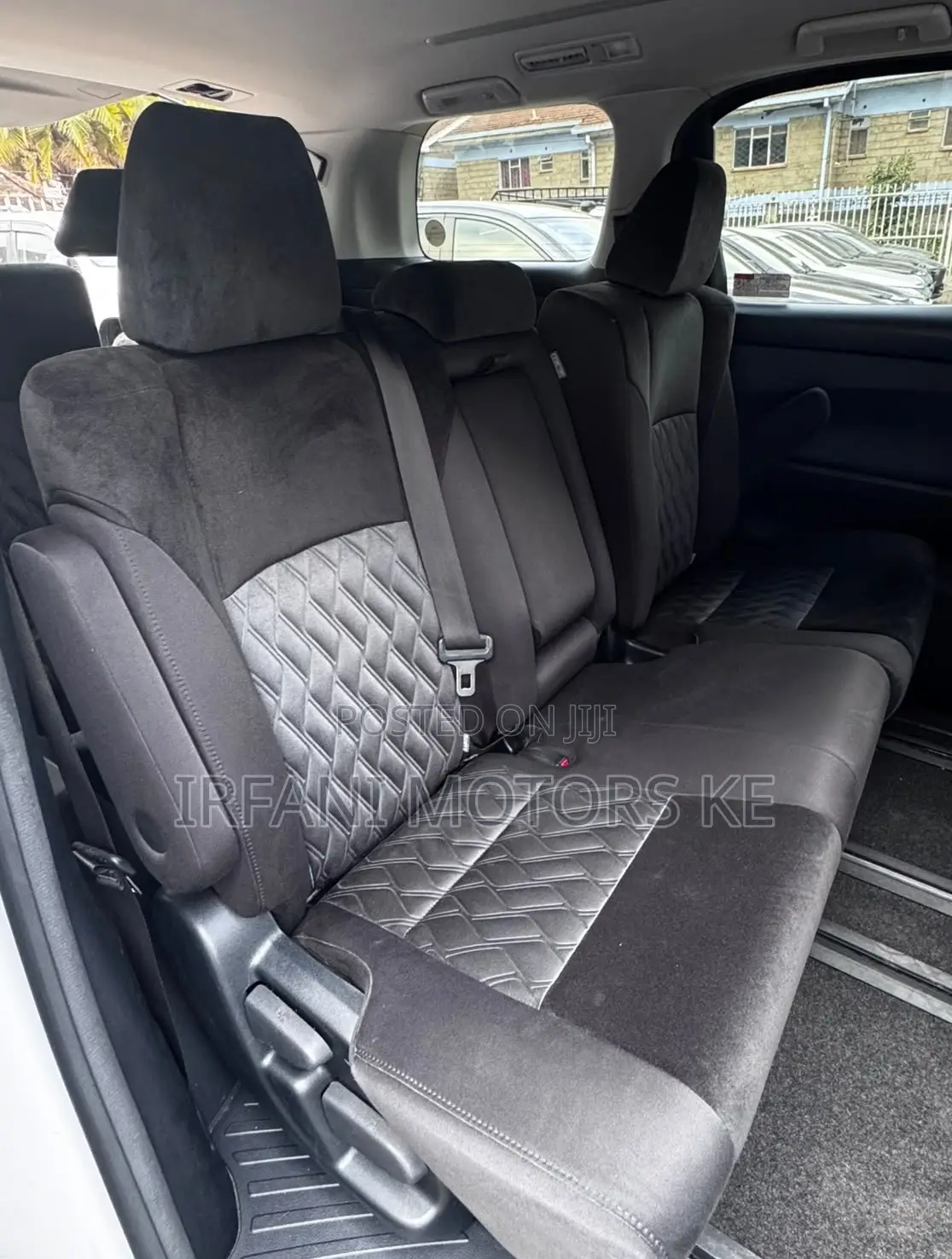 Toyota Alphard 2.5 Petrol FWD 2020 White