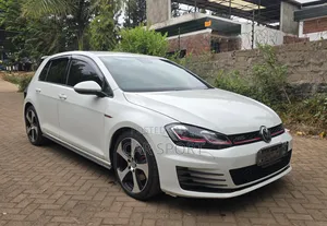 Volkswagen Golf 2015 White