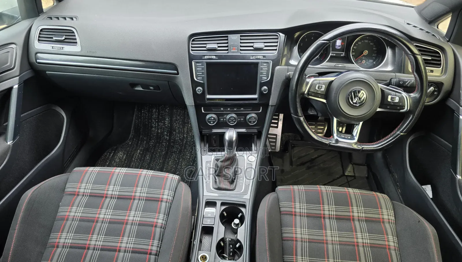 Volkswagen Golf 2015 White