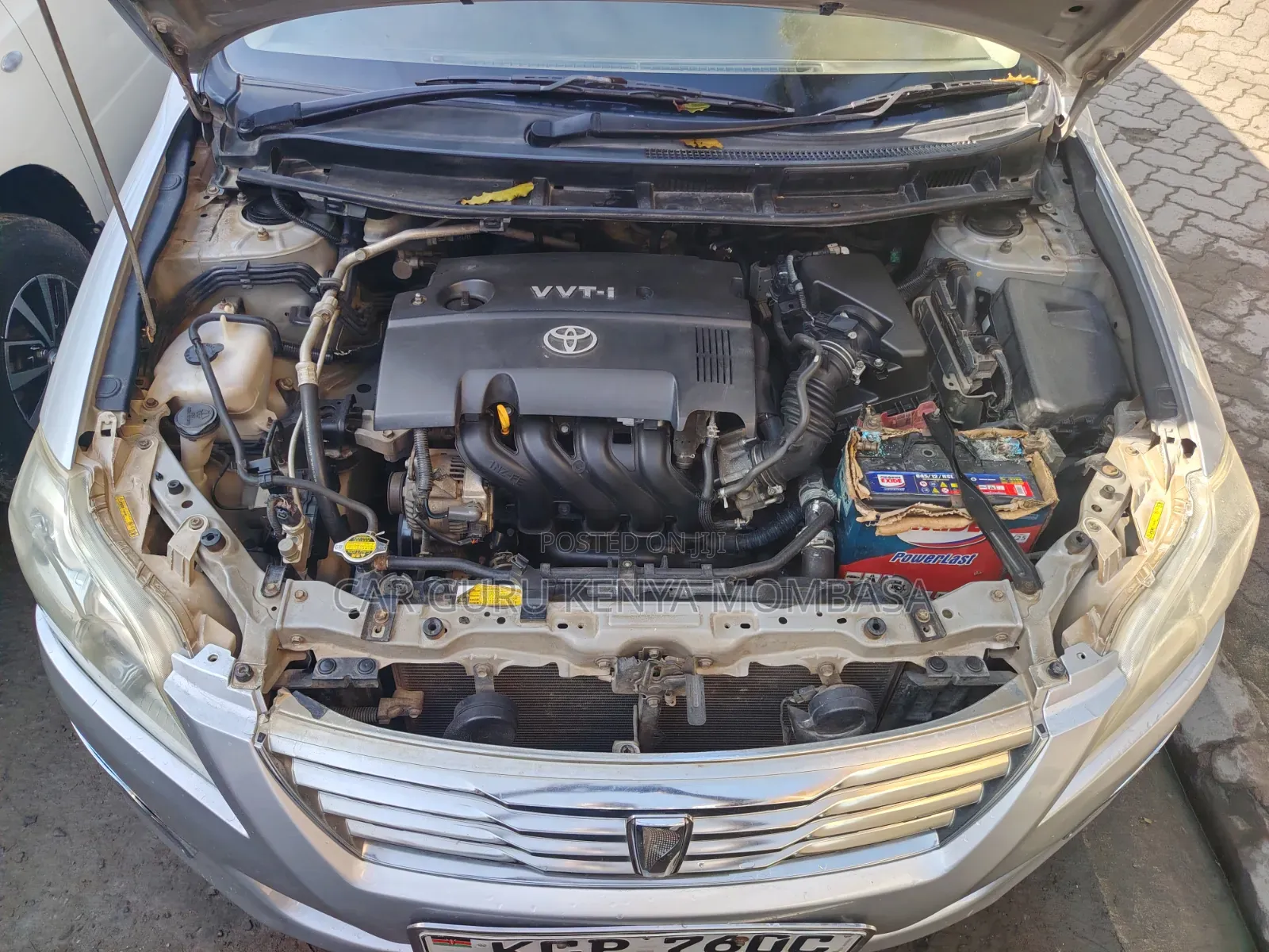 Toyota Premio 2011 Silver