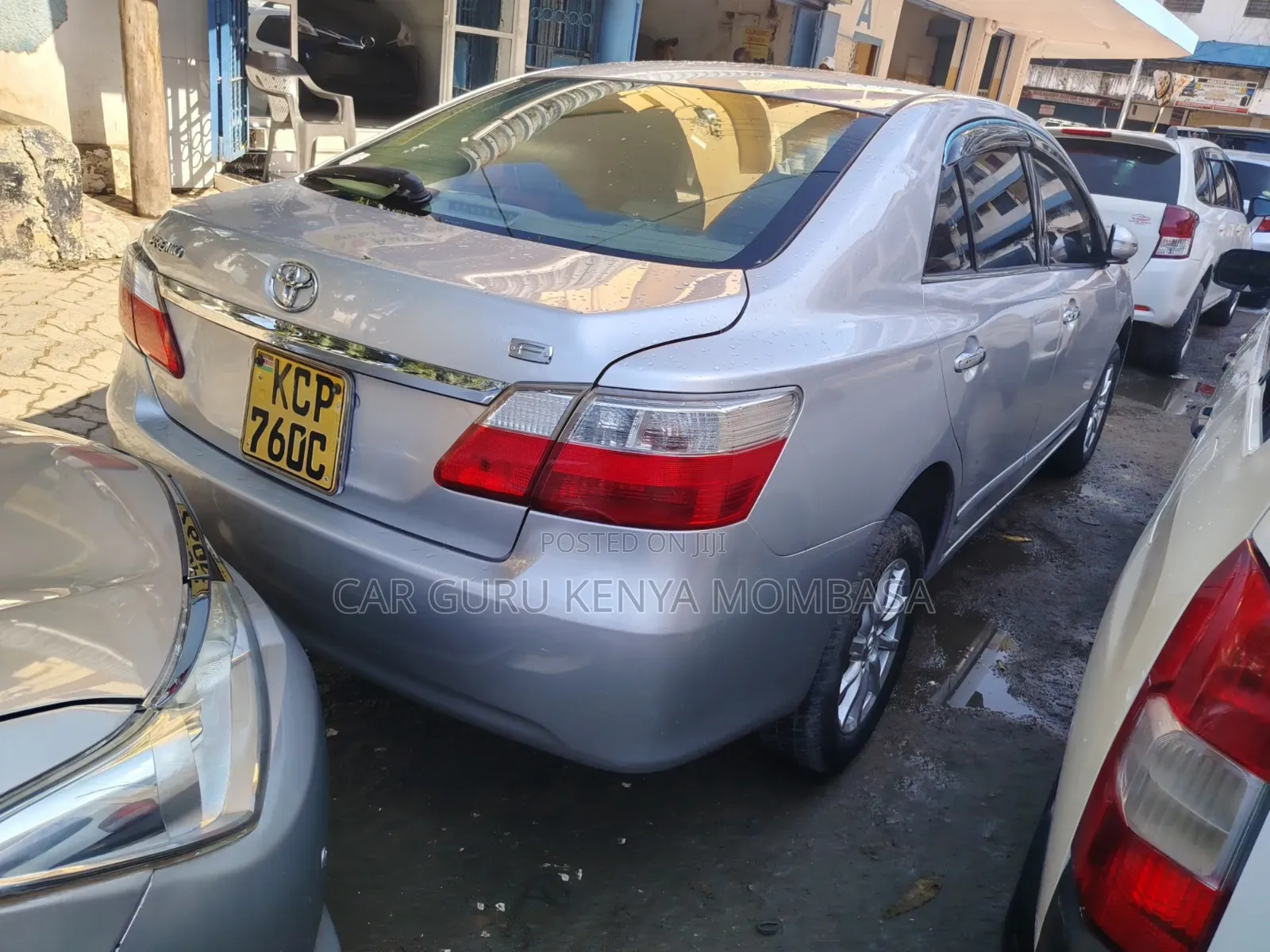 Toyota Premio 2011 Silver